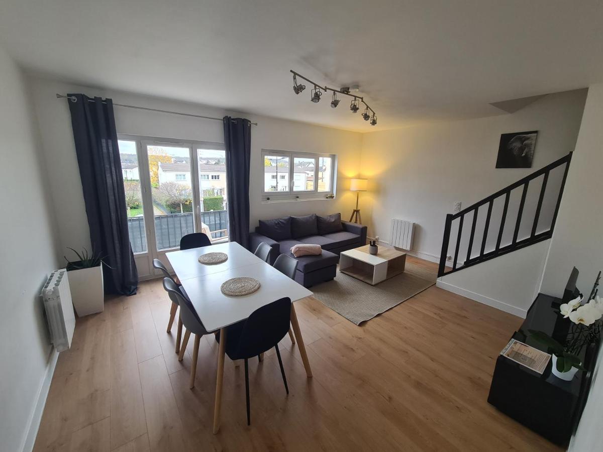 Duplex Familial Proche Gare Et Hyper Centre Ville Villepreux Esterno foto